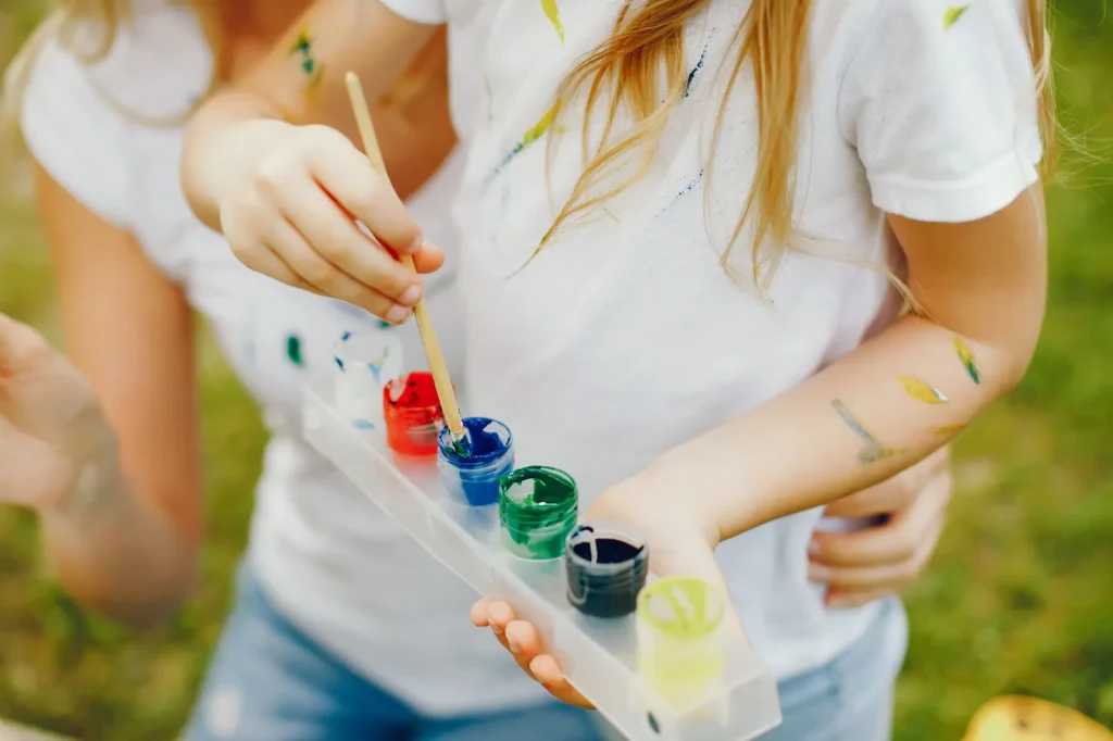 Which Medium Is Better For Beginners Oil Or Acrylic